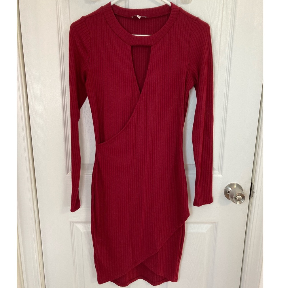 Long sleeve red dress size small